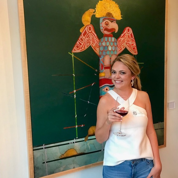 Meet your Posher, Leah - Picture 10 of 11